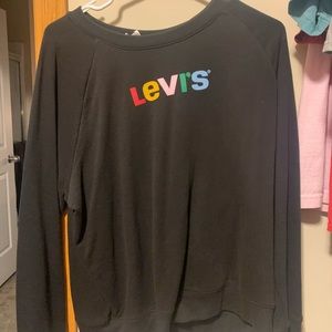 Levi Crew neck